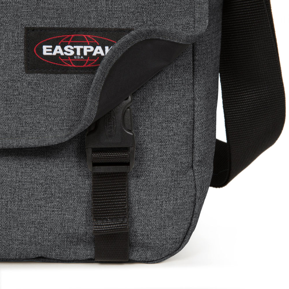 Eastpak Delegate Plus Umhängetasche